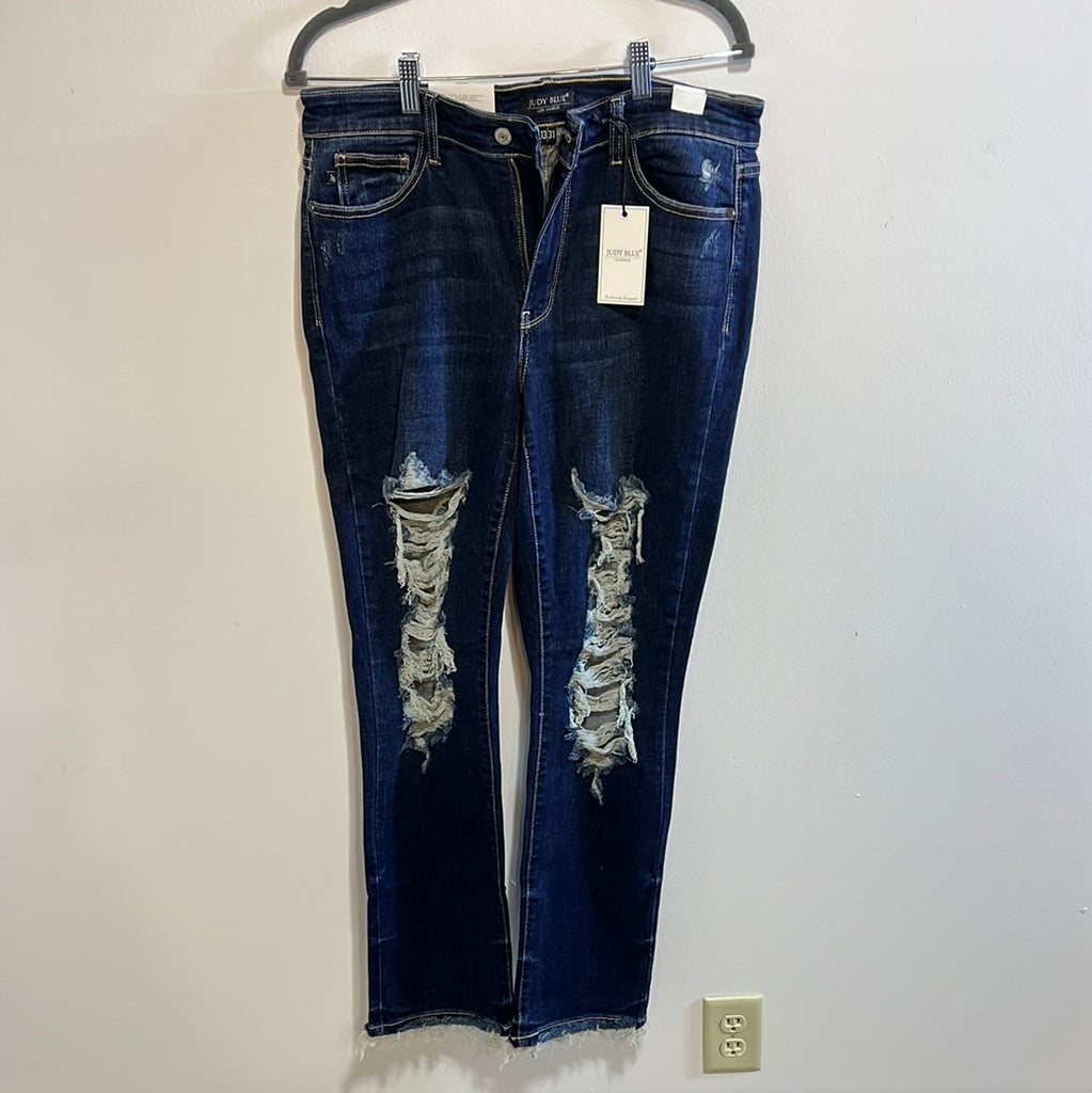 Judy Blue Straight Fit Distressed 13
