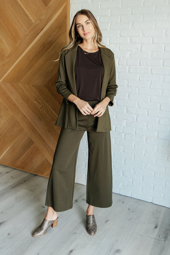 Magic Wide Leg Crop Pants in Olive