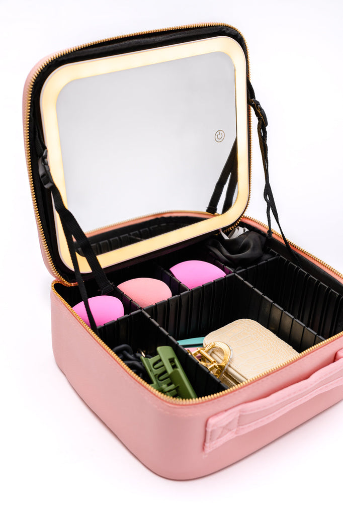 She's All That LED Makeup Case in Pink